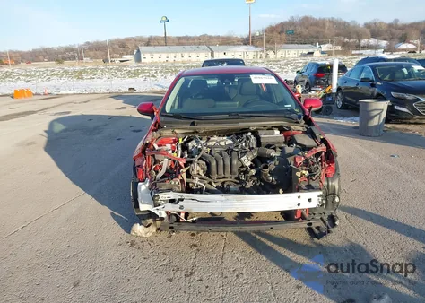 2021 Toyota Corolla Le из США, поврежденный, VIN 5YFEPMAE2MP241489